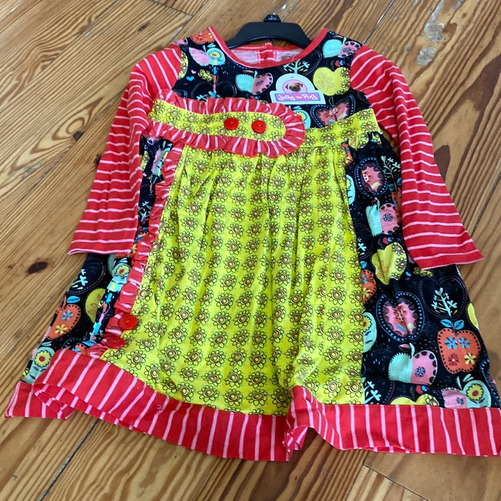 New with Tags Jelly the Pug Size 6 “Sally” knit dress, Candy Apple Collection